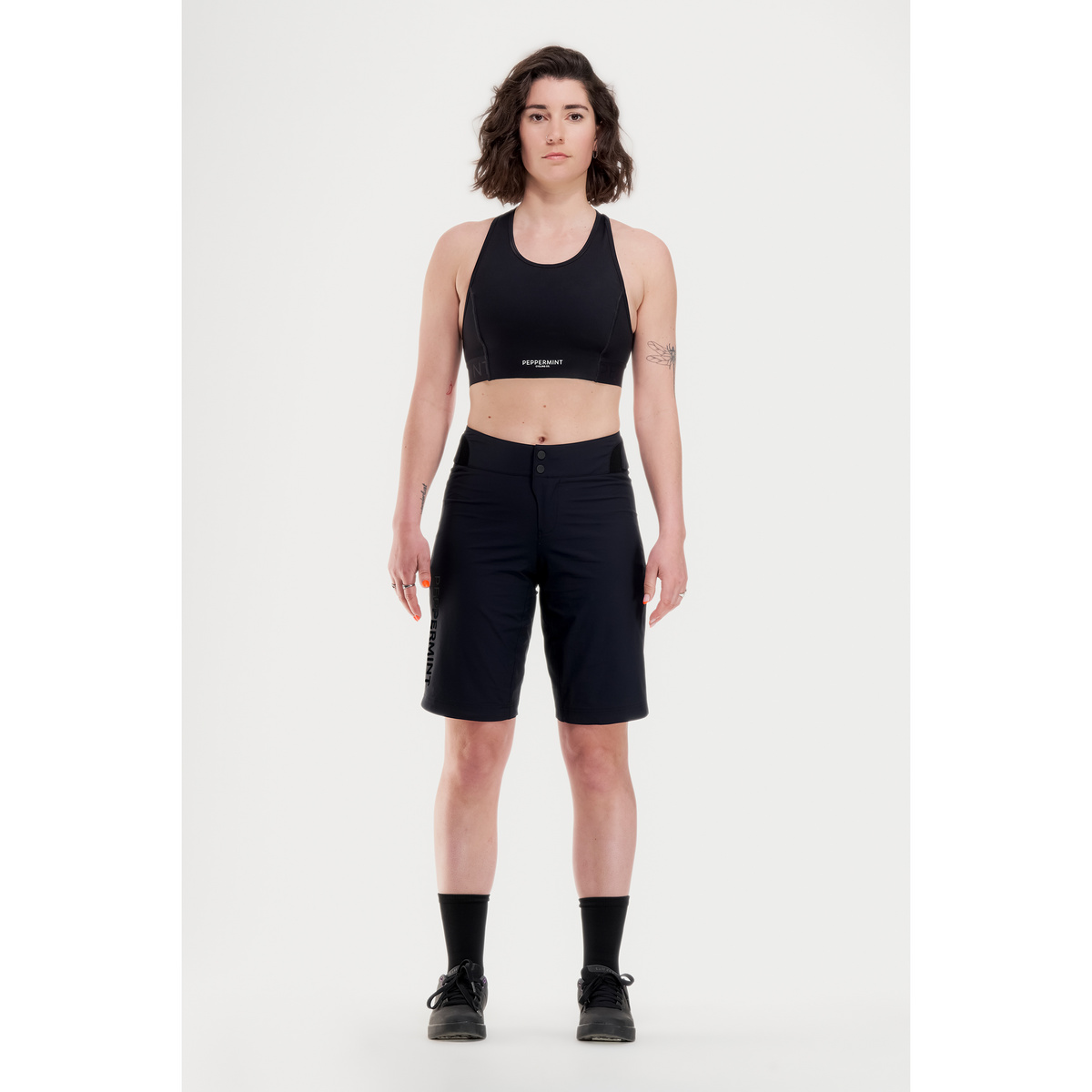 Peppermint Damen Signature Tech Radhose kurz
