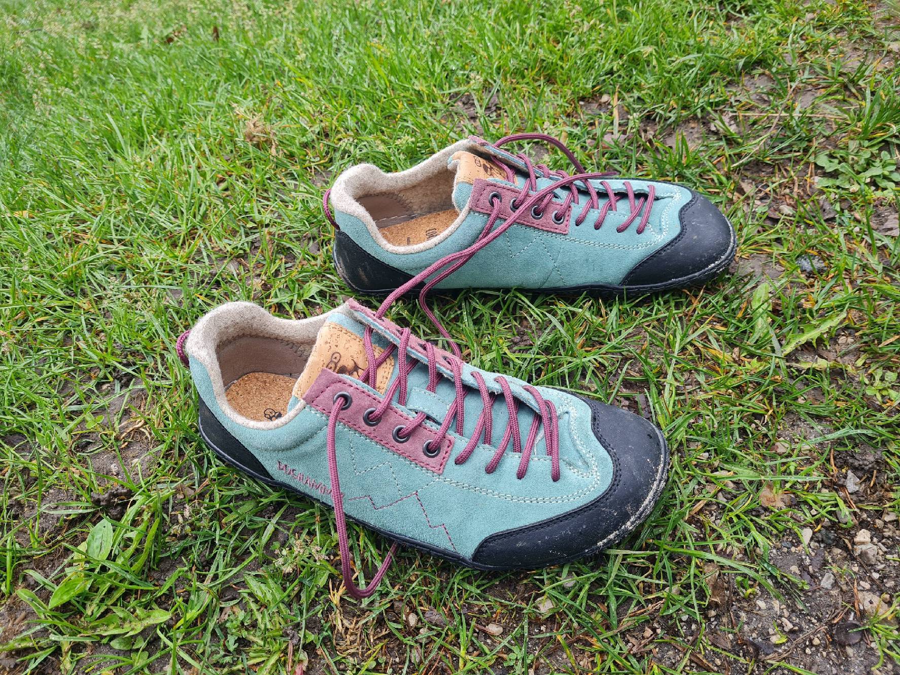Der kompetente OUTSIDEstories-Test: DOGHAMMER	Terrar Rock Wool - Barfuß-Wanderschuhe, Damen