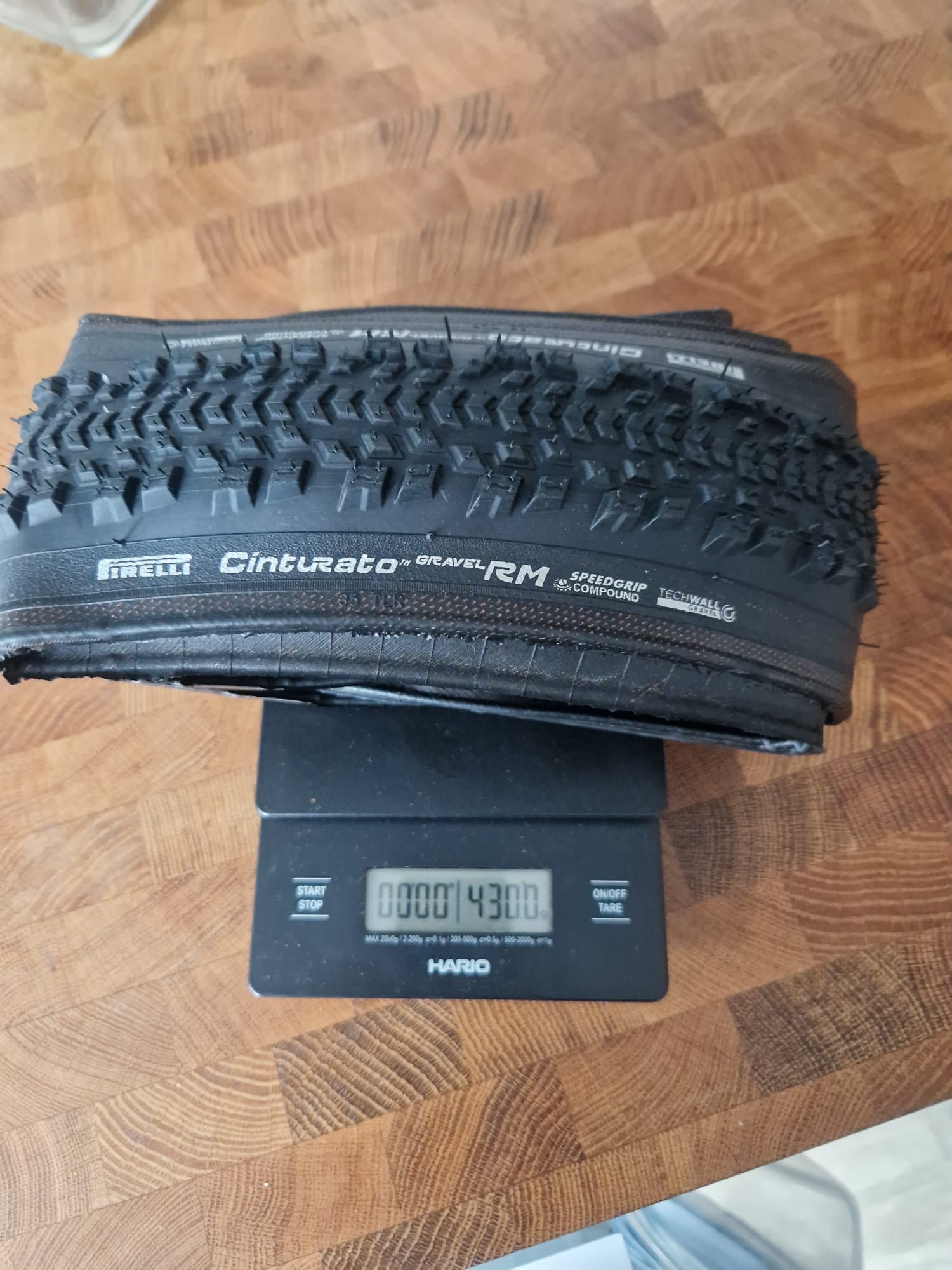 Der kompetente OUTSIDEstories-Test: PIRELLI Cinturato Gravel RM -  Fahrradreifen (Gravel)