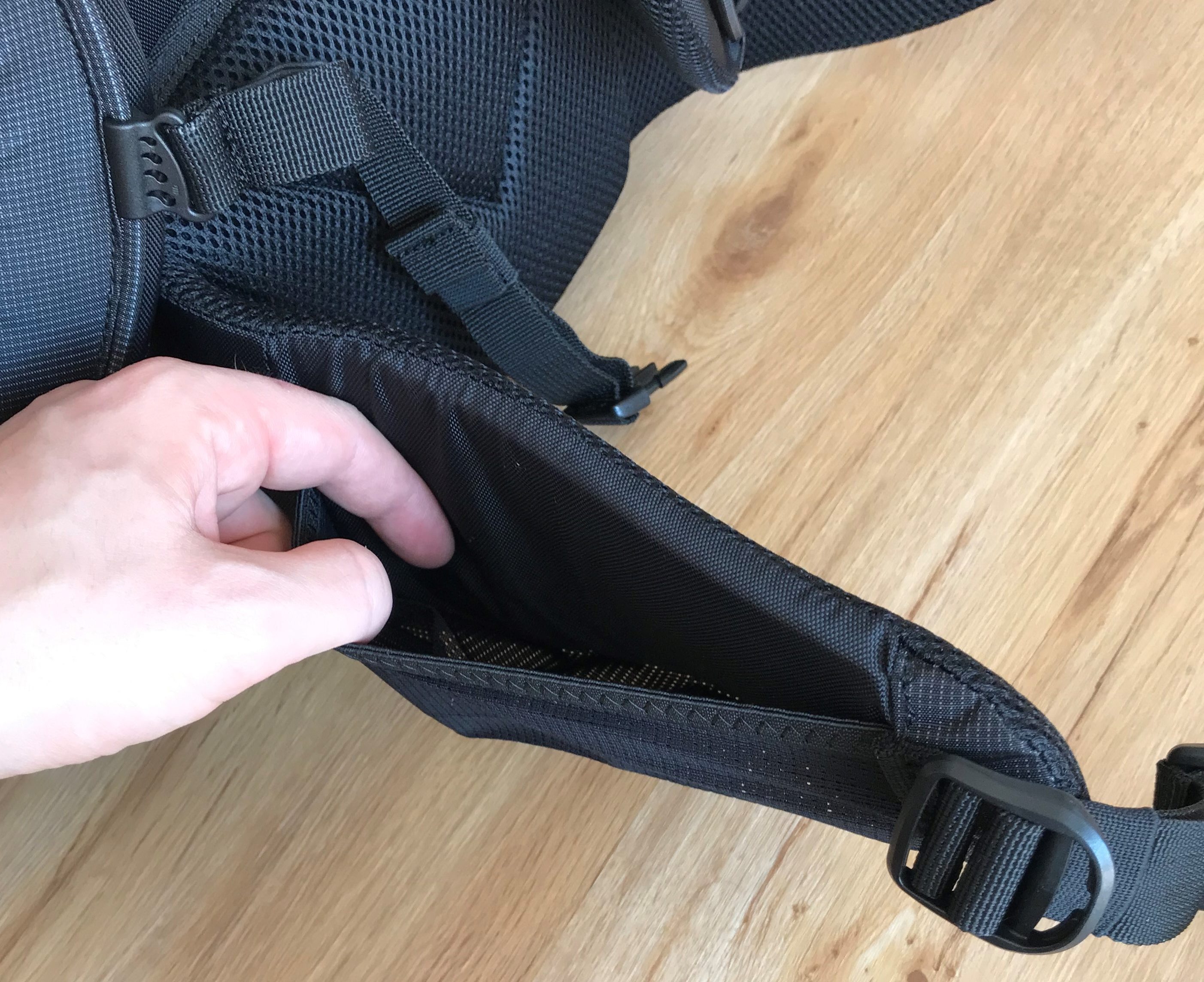 Thule Aspect DSLR Bag