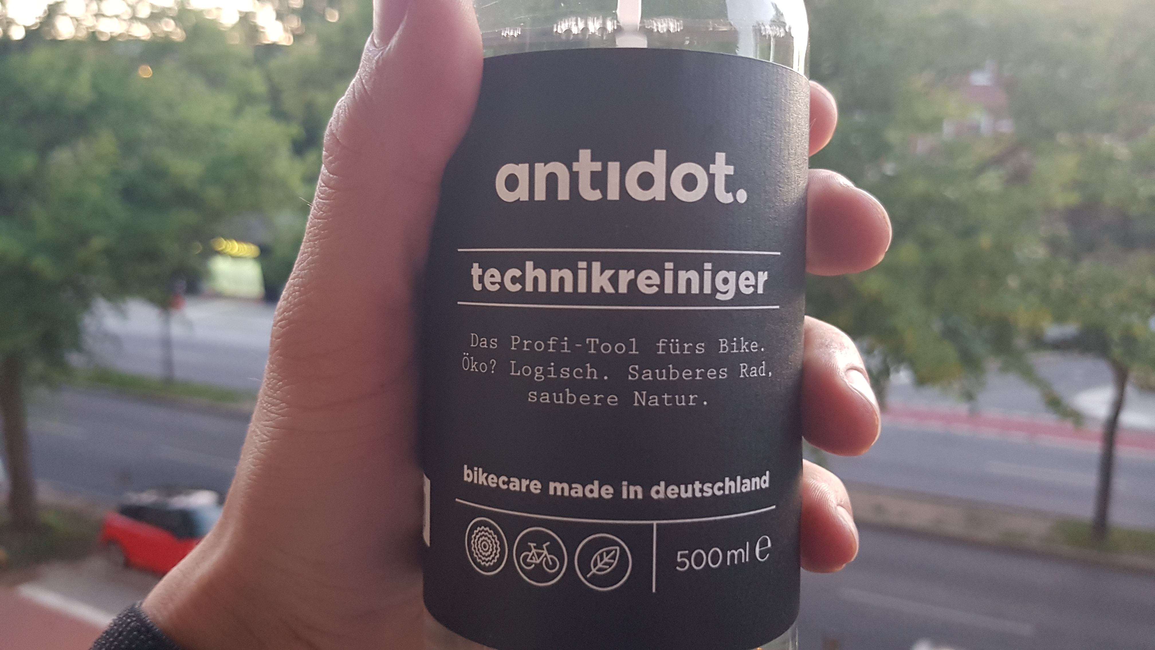 Front Etikett Reinigerflasche