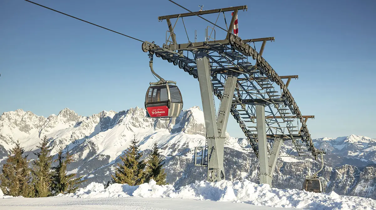 c4 Tages-Winterwanderung: KAT Walk durch die Kitzbüheler Alpen, Tirol, Österreich
