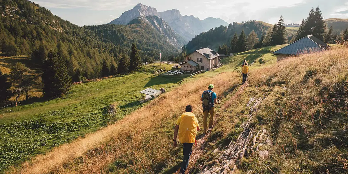 10_Einfache Unterkünfte, geleitet von herzlichen Menschen_Belluneser Dolomiten_Roberto de Pellegrin-min