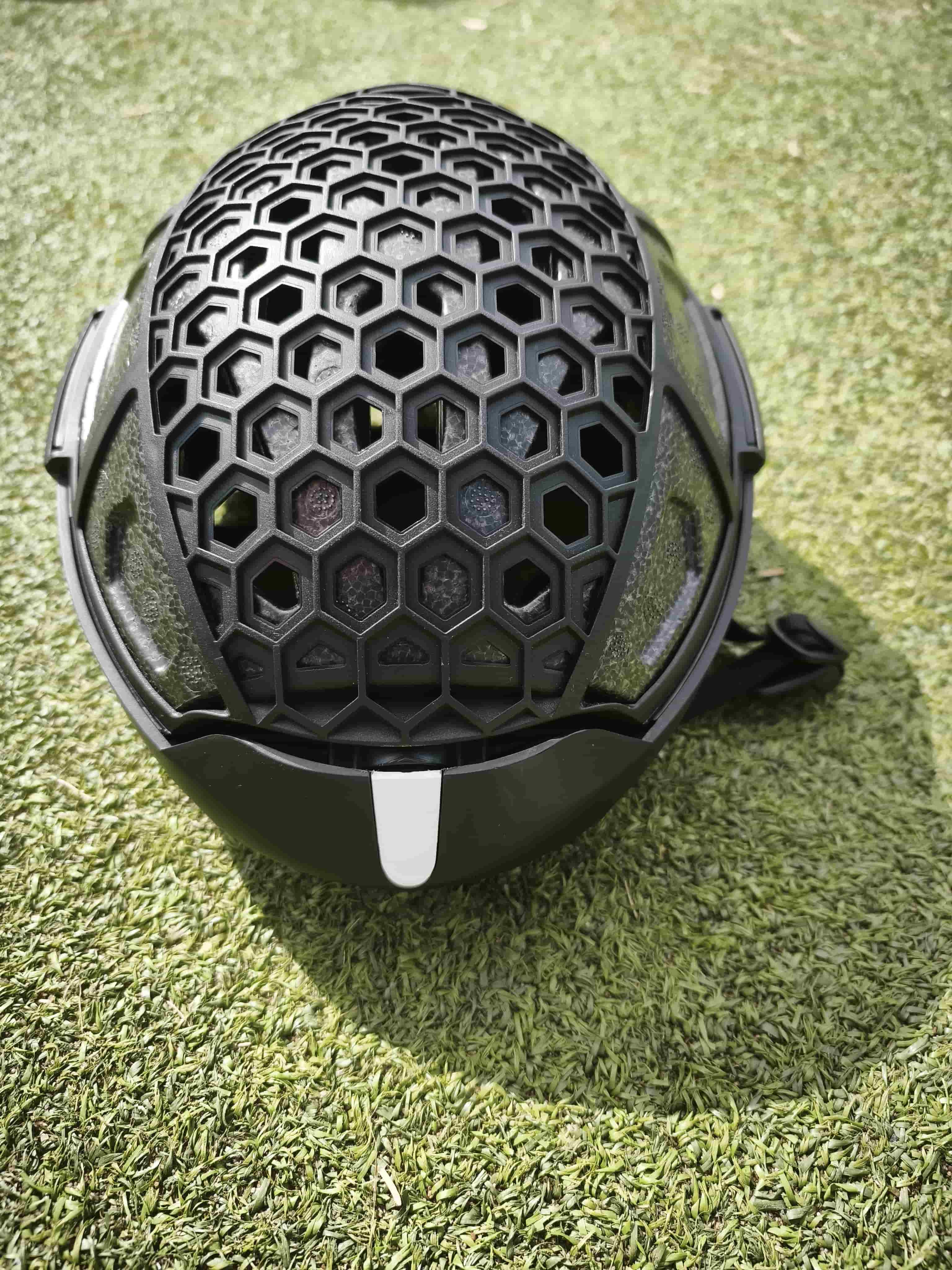 Der kompetente OUTSIDEstories-Test: NEWLANE Foldable MIPS Bike Helmet - Faltbarer Fahrradhelm 