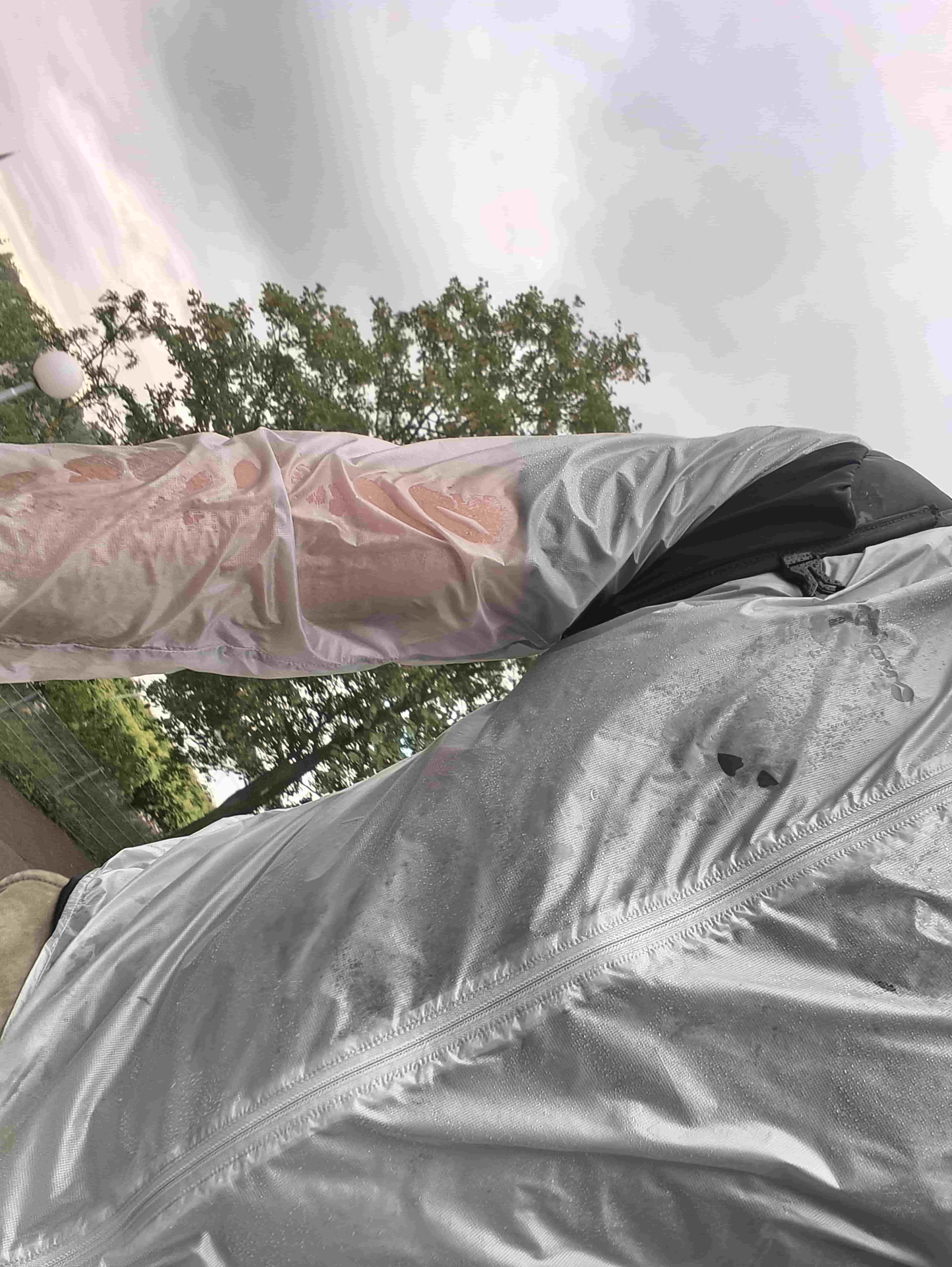 Der kompetente OUTSIDEstories-Test: DMontane Featherlite Nano Windproof Jacket