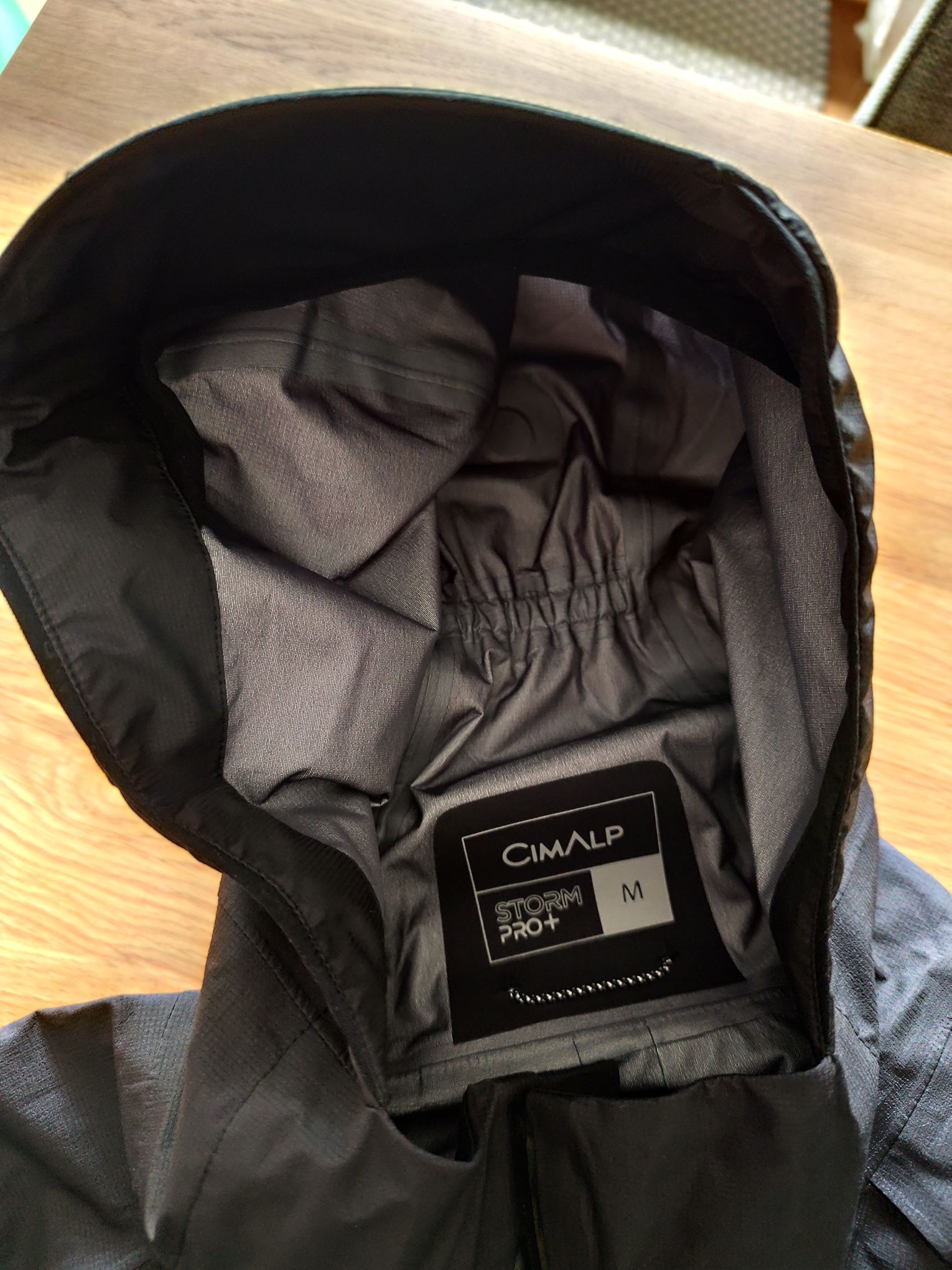 Der kompetente OUTSIDEstories-Test: Die Cimalp Storm Pro+ Trailrunningjacke