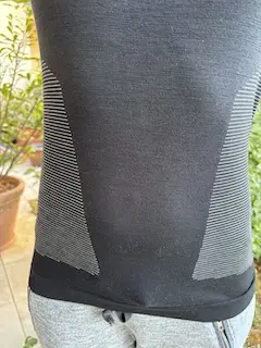 Der kompetente OUTSIDEstories-Test: Das Falke Backpack-ready Damen Tight Fitshirt Wool-tech Light