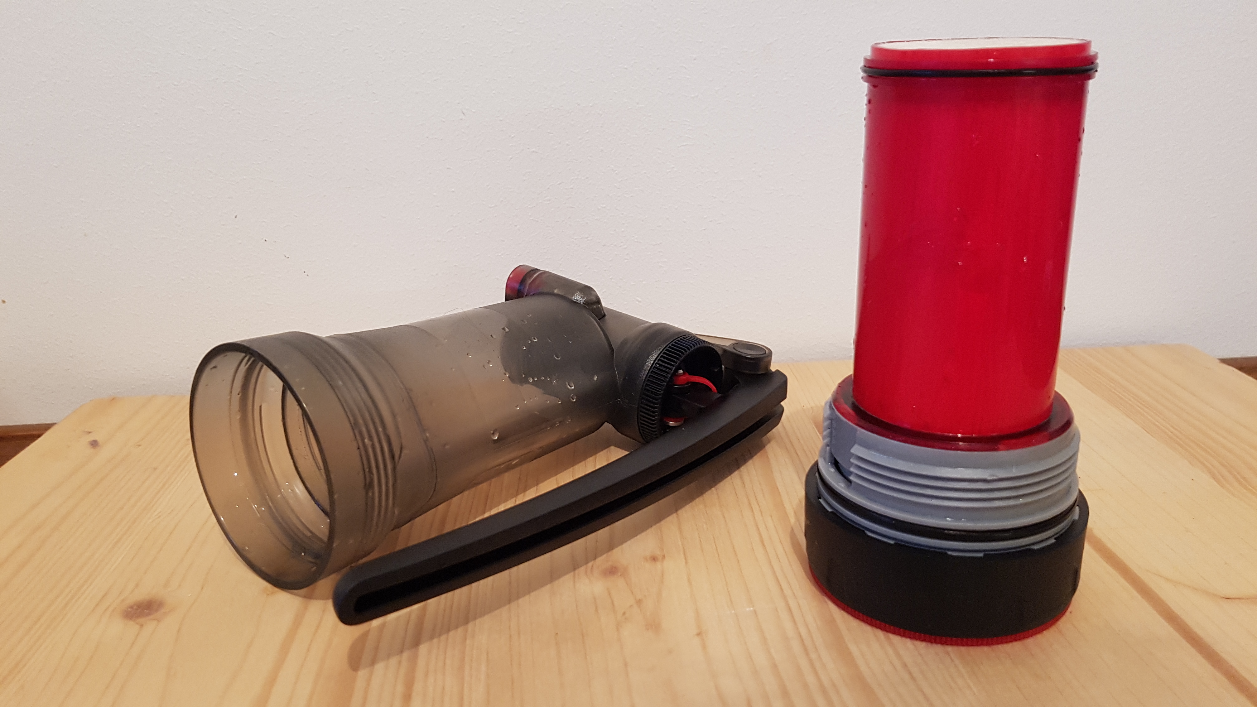 Pumpe und Filter-Kartusche einzeln