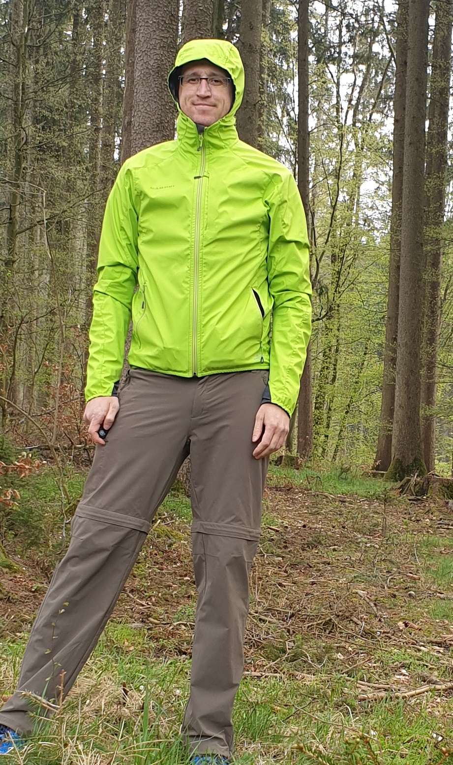 Ultimate V Light SO Hooded