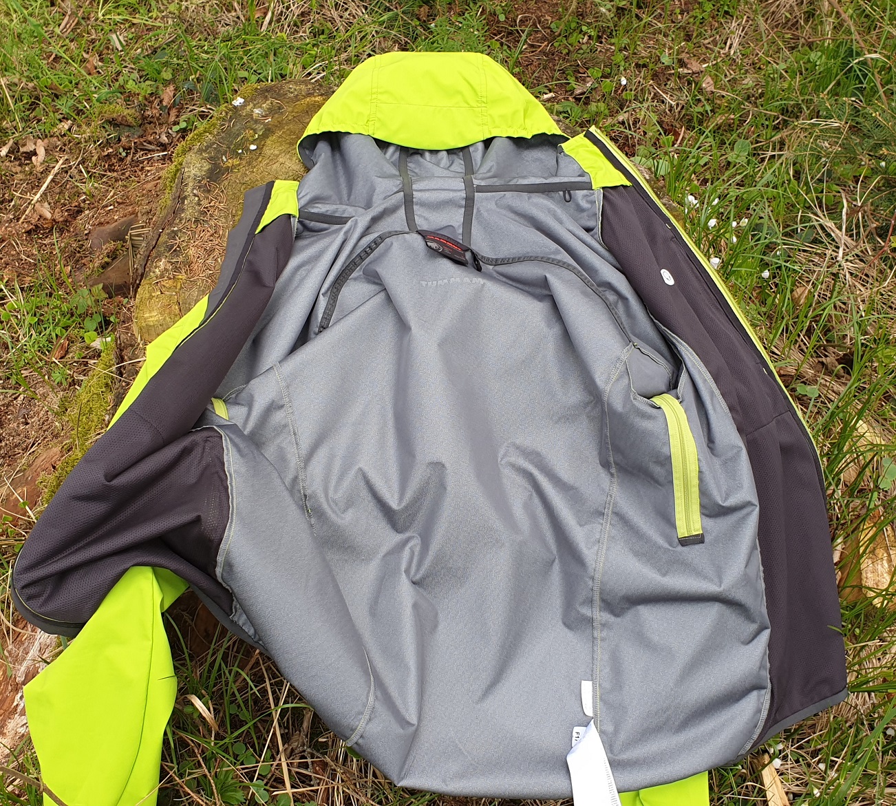 Ultimate V Light SO Hooded