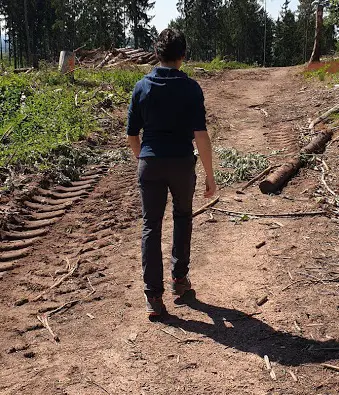 Die Jacke im Einsatz: Beim Wandern 2