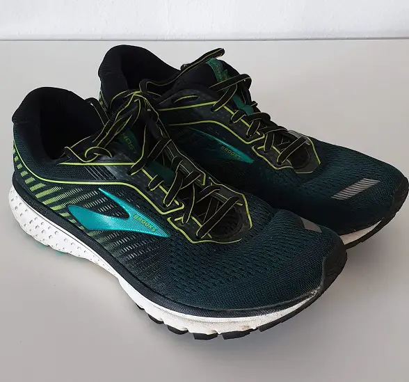 Ansicht beide Schuhe
