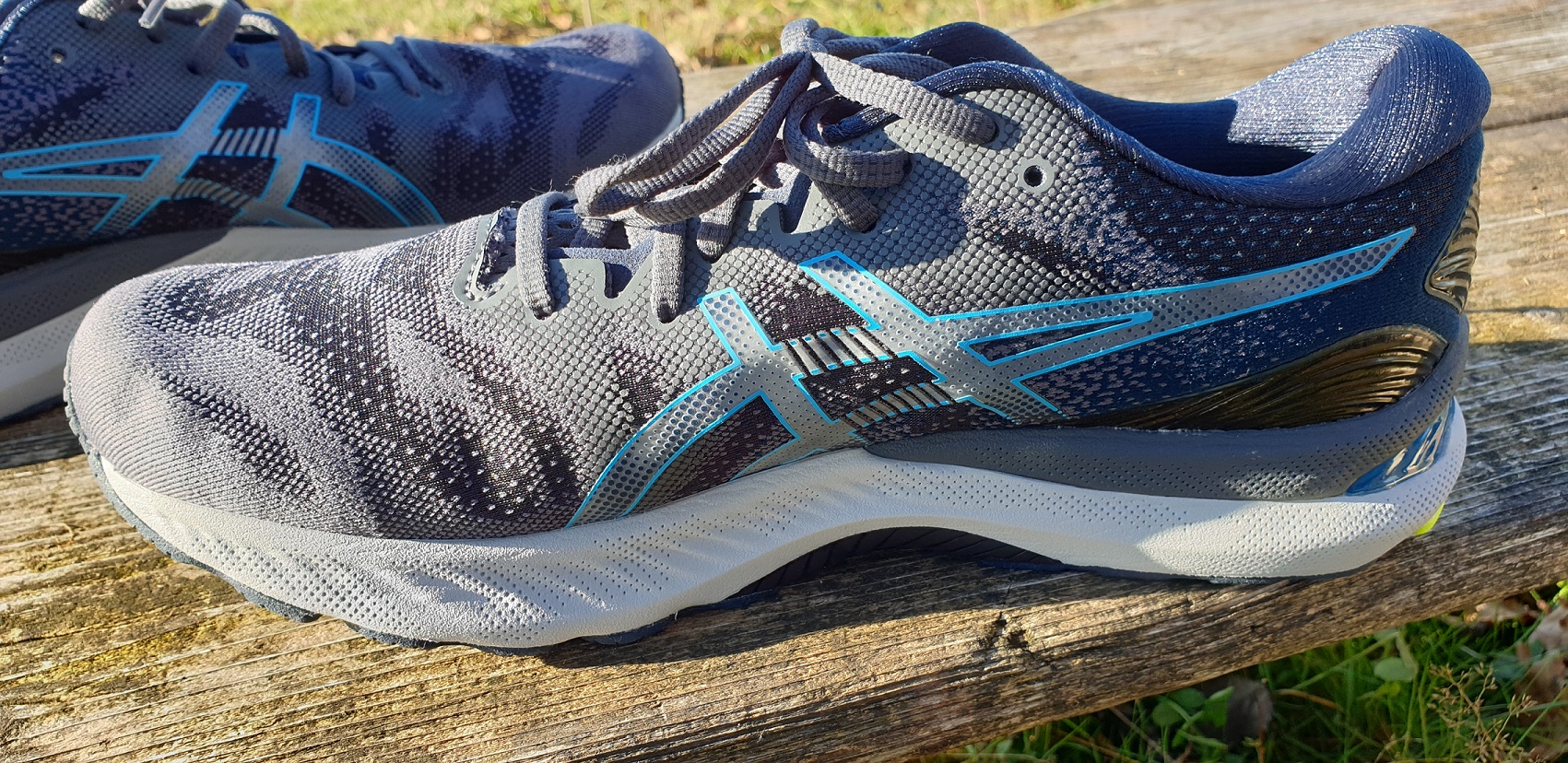 Gel Nimbus 23
