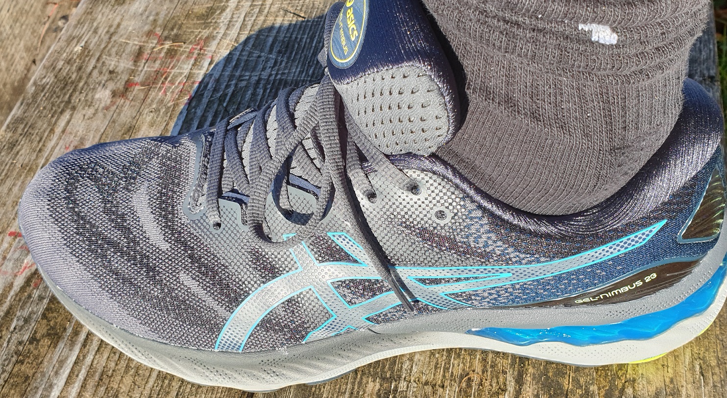 Gel Nimbus 23