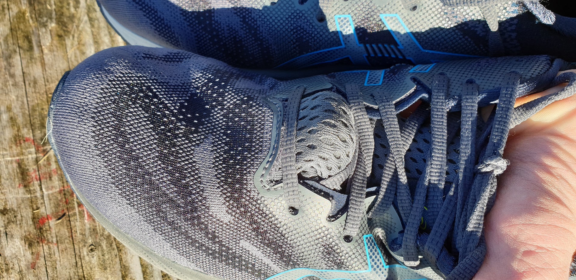 Gel Nimbus 23