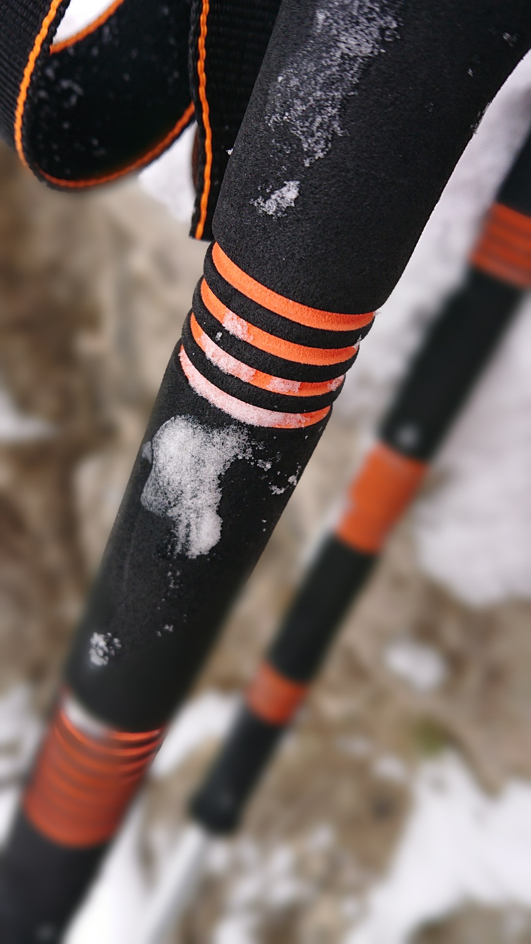 Griff mit angefrorenem Schnee