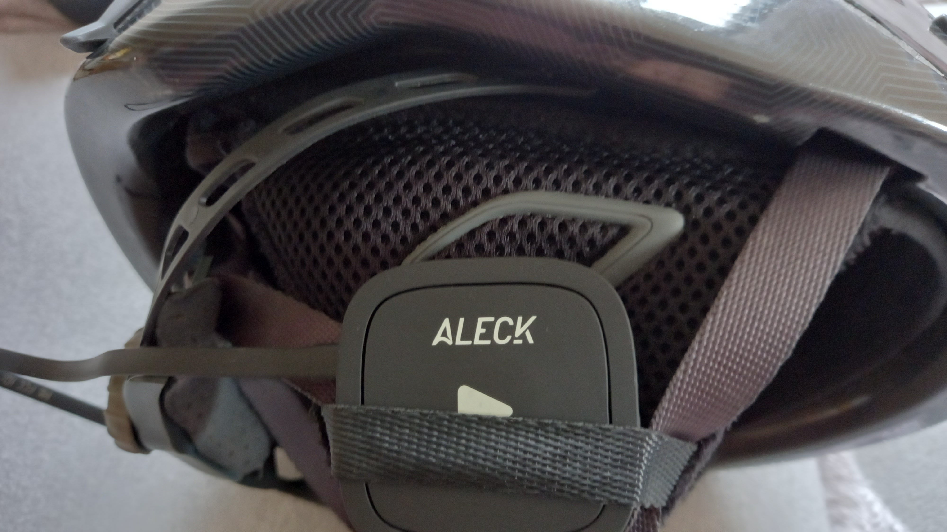 am helm fixiert