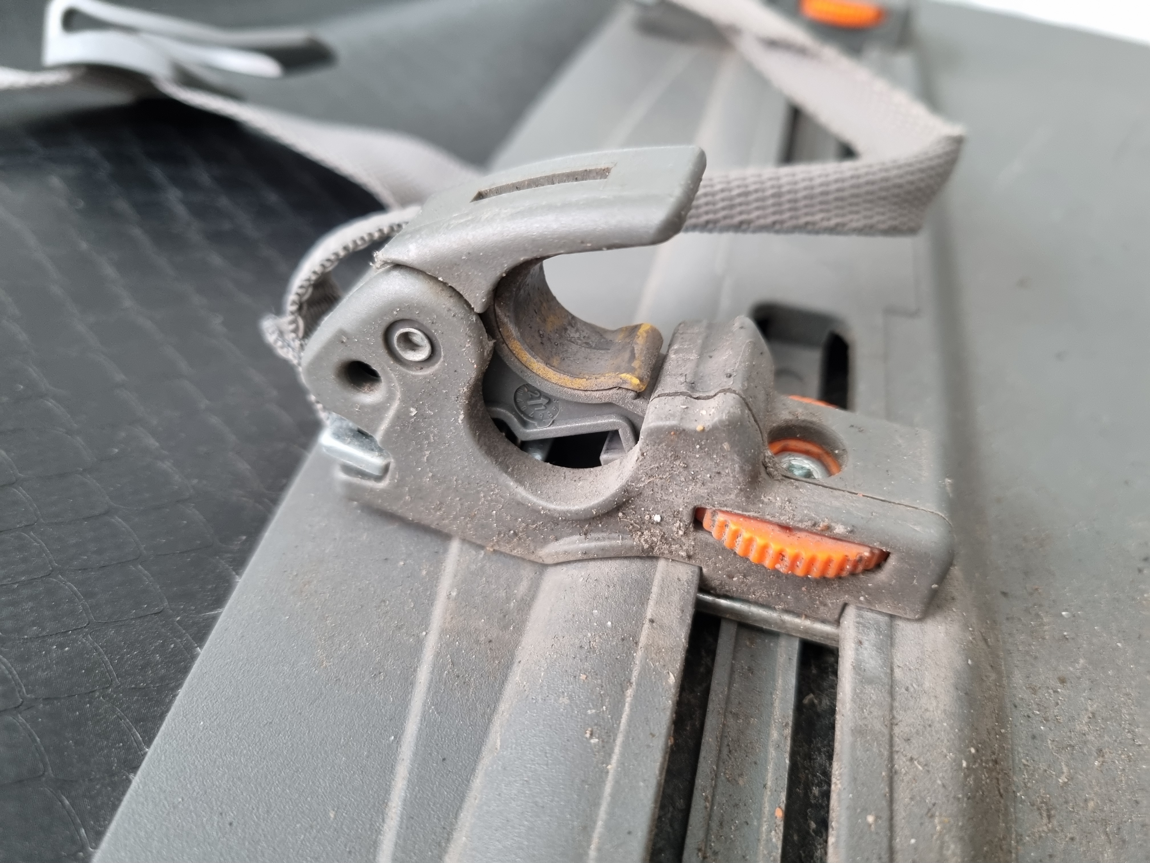 Befestigungshaken Detailaufnahme.