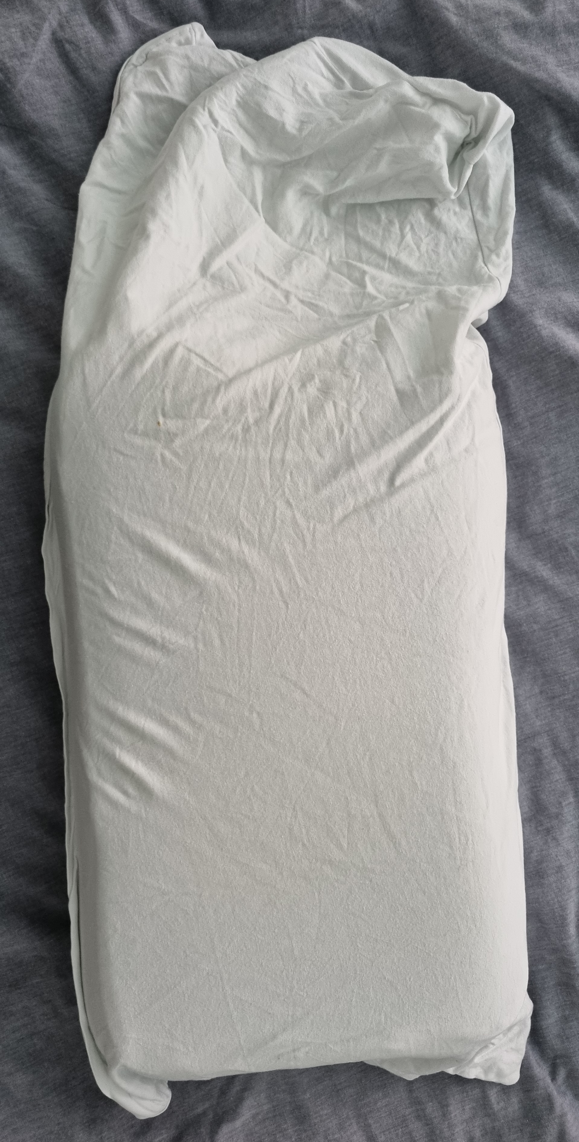 Blackroll Kissen in einem anderen Kissenbezug.