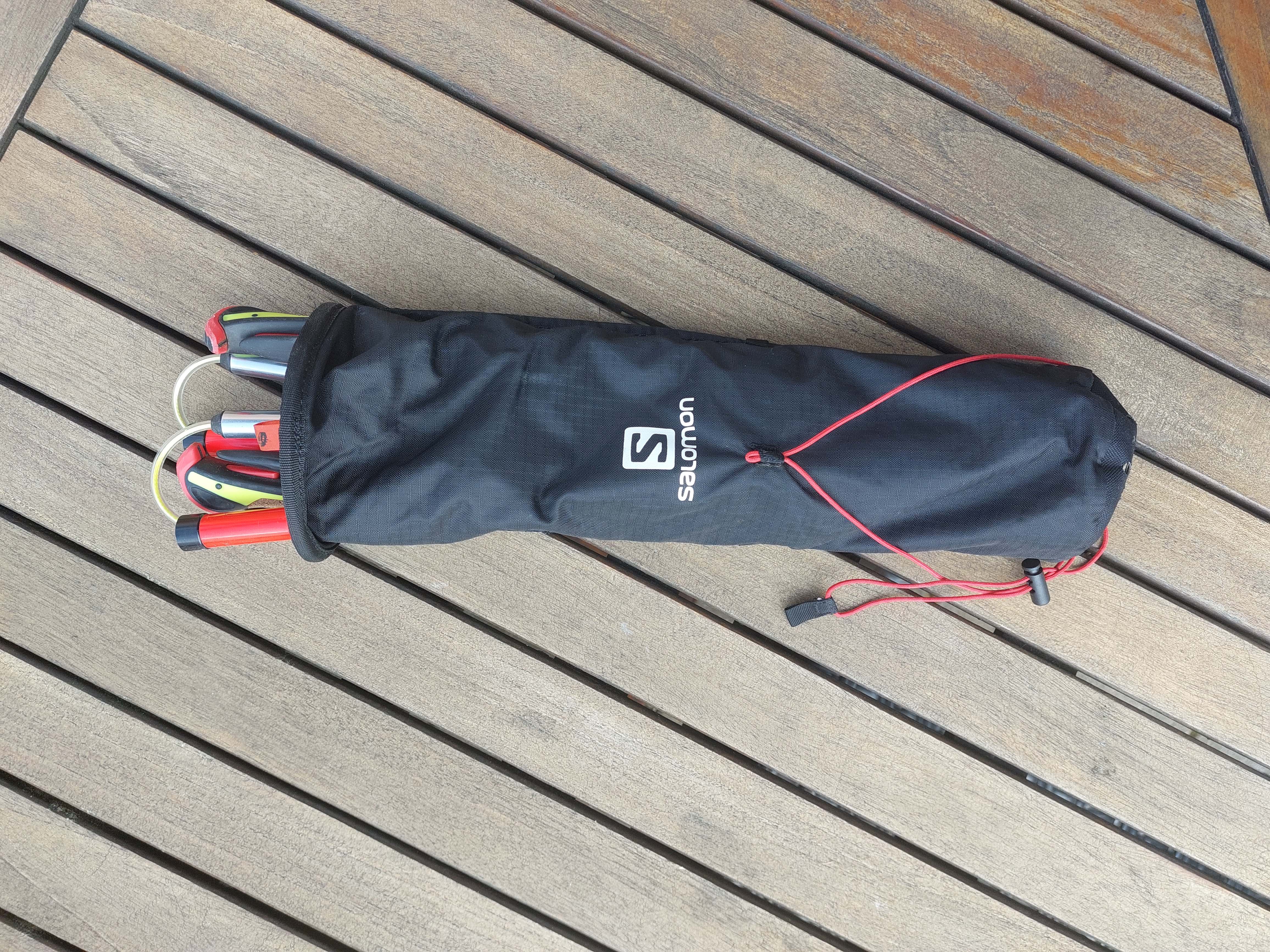Stöcke im Salomon Quiver