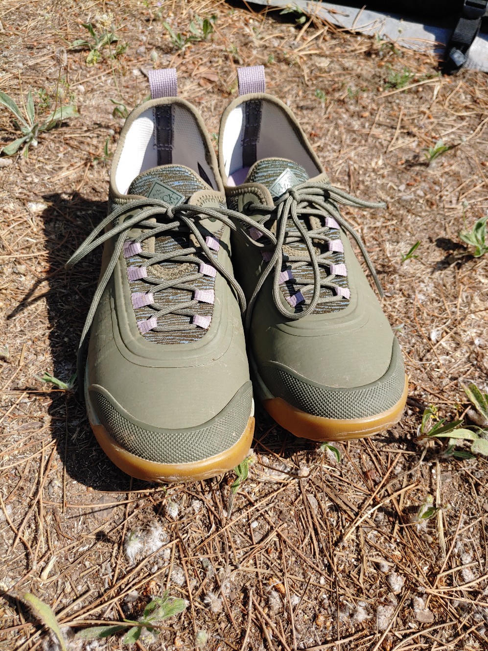 Schuhe von vorne