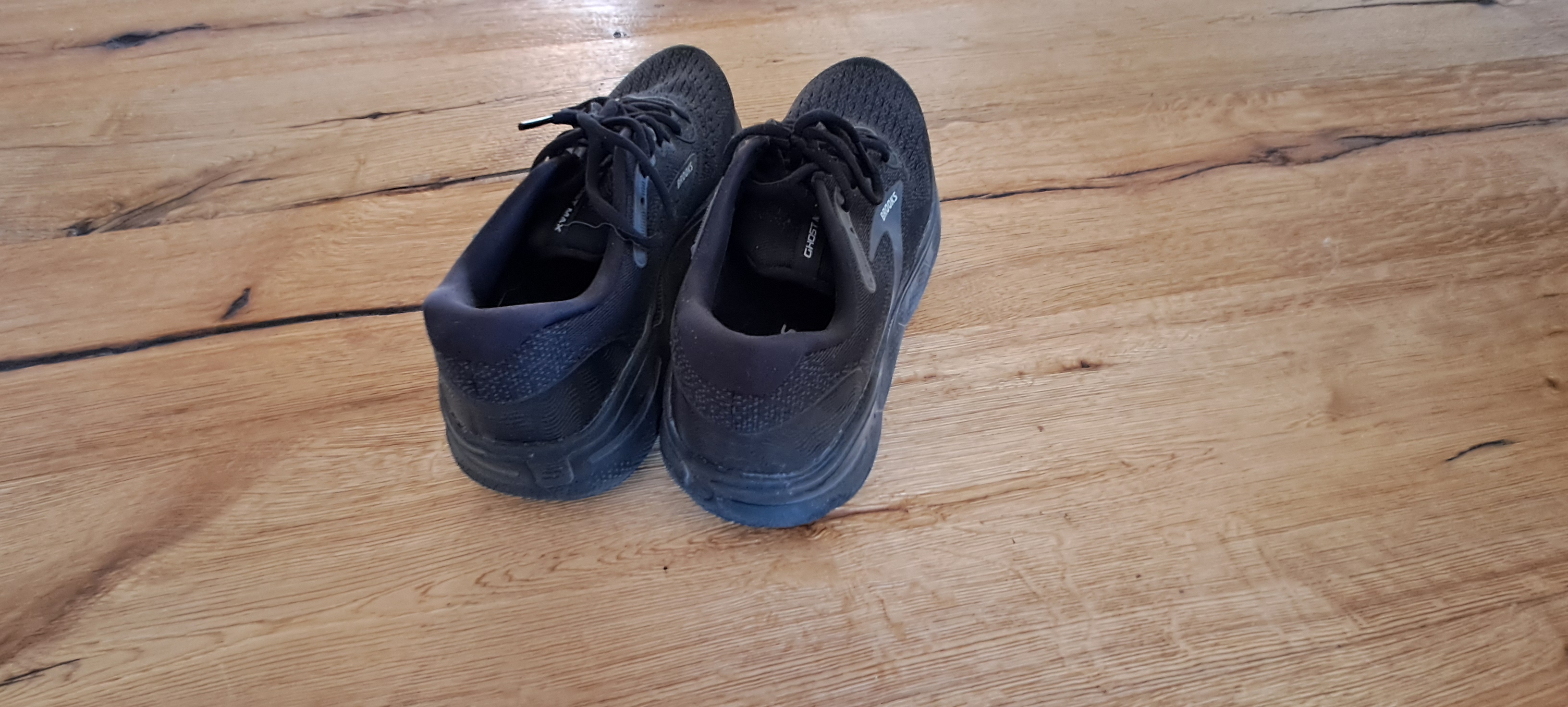 schuhe von hinten