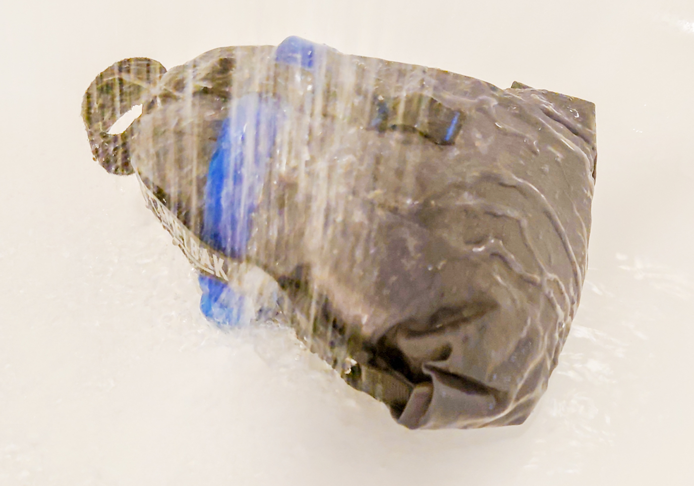 Tasche in der Dusche3
