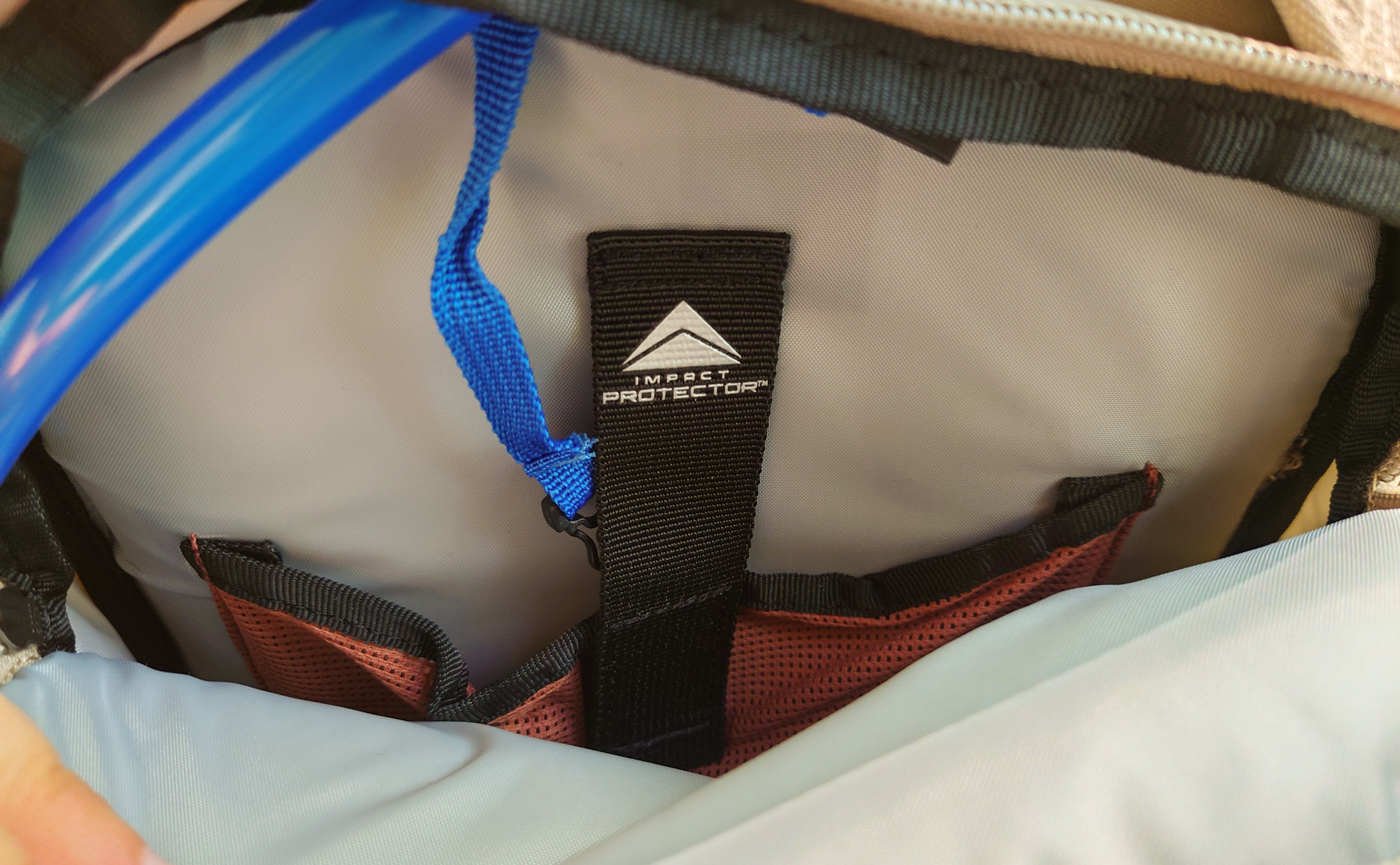 Tasche für den Protektor
