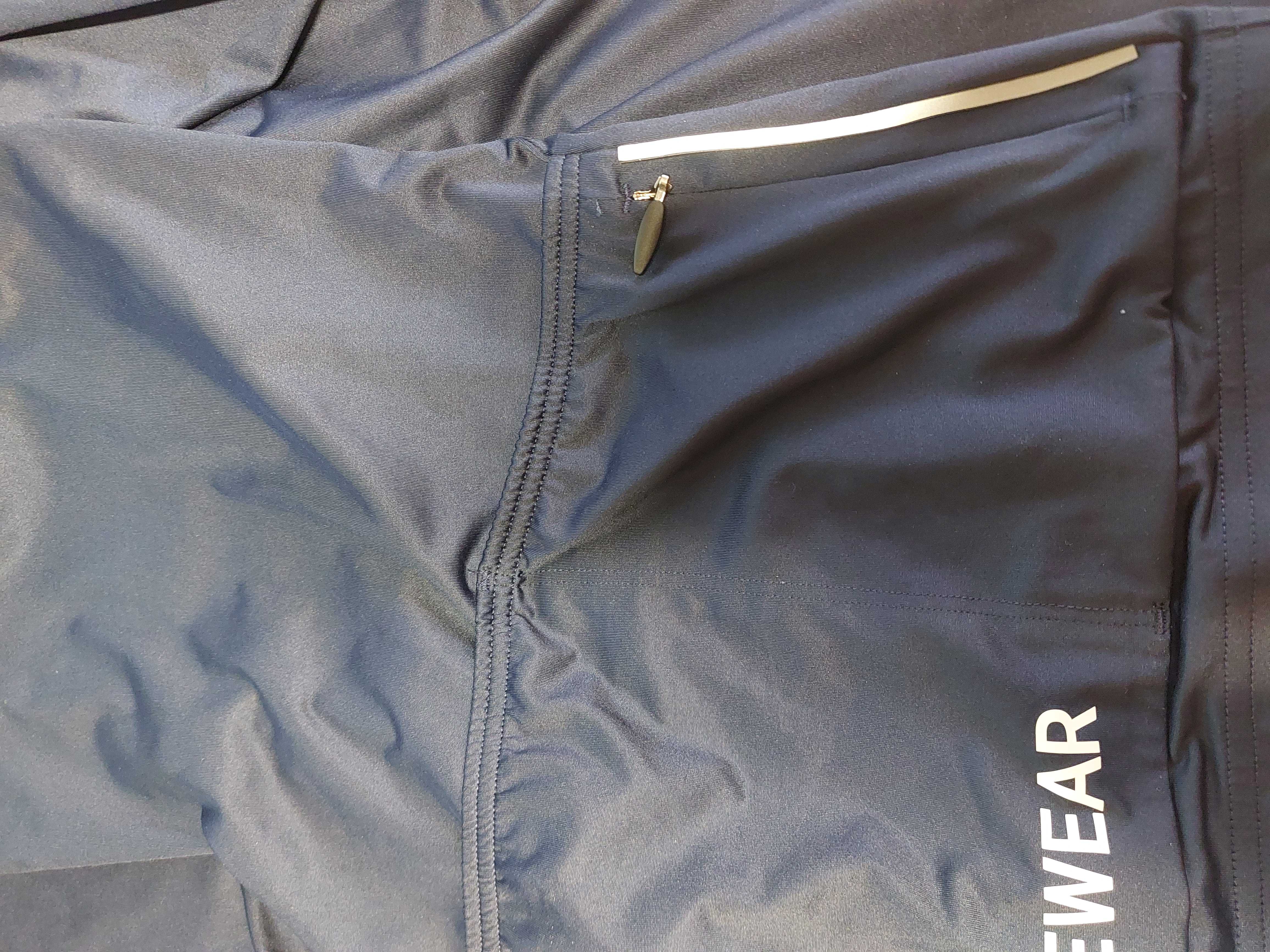 Reflektor