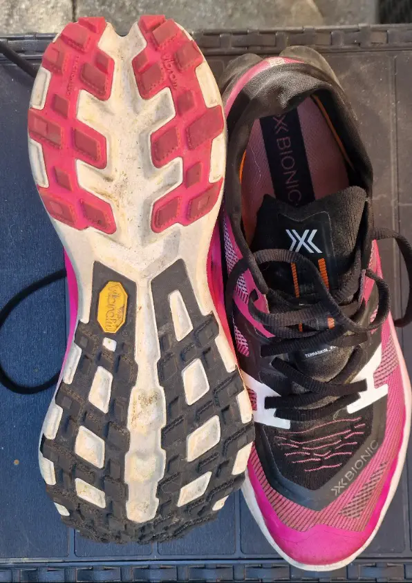 Wer viel läuft, kommt umschmutzige Schuhe nicht drum herum. Aber ich finde der TerraSkin verzeiht einem das.