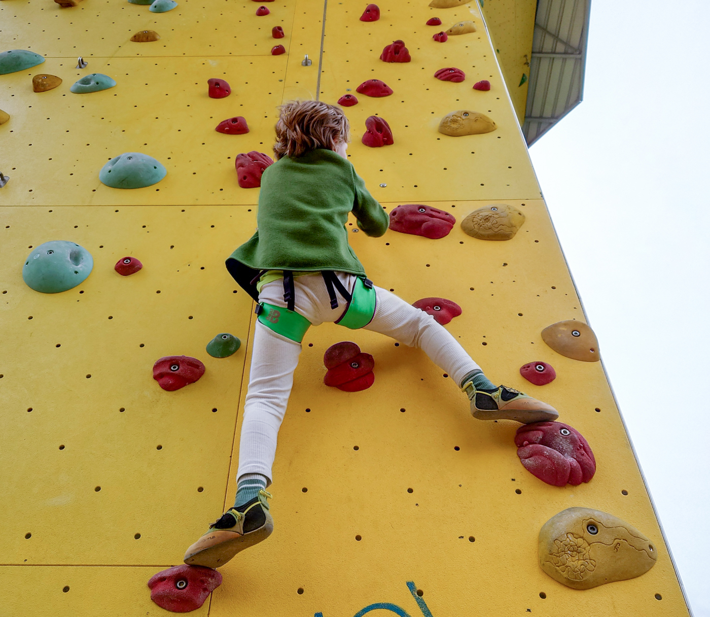 beim Klettern Kletterturm