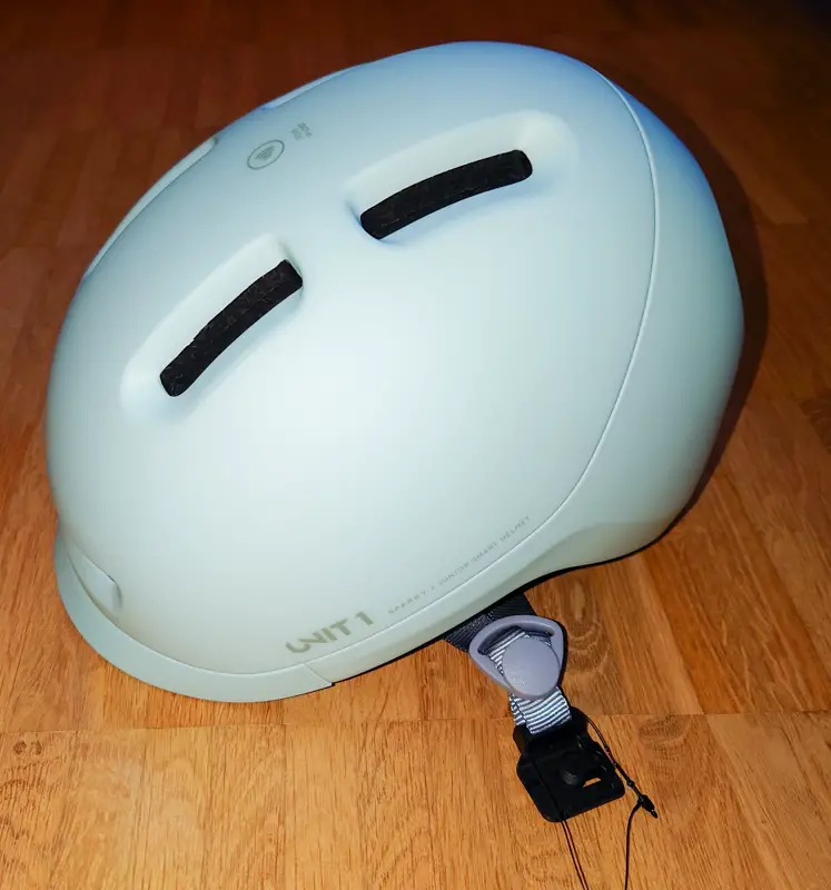 Helm ausgepackt