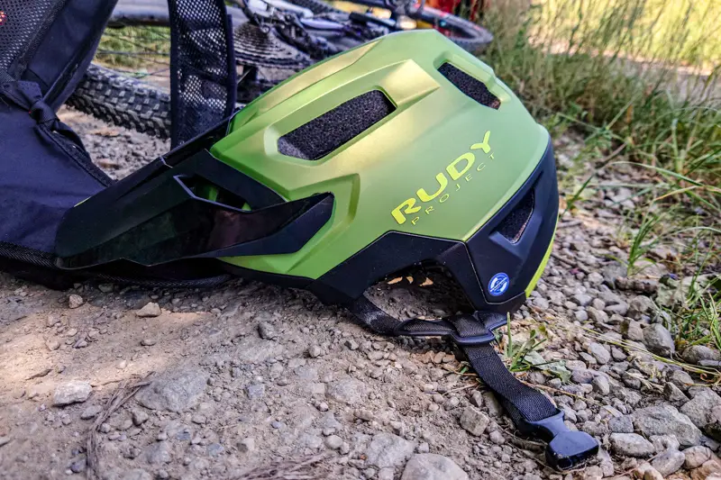 Der kompetente OUTSIDEstories-Test: Der Rudy Project Terraform MTB-, Enduro- und E-MTB-Helm