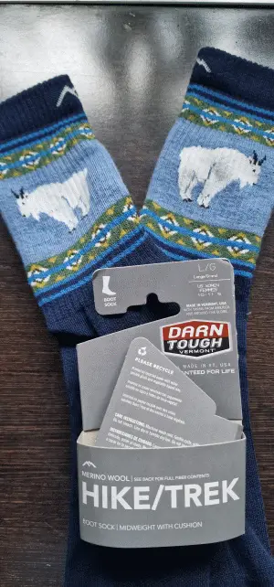 Der kompetente OUTSIDEstories-Test: Die Darn Tough Vanna Grizzle Wandersocken 