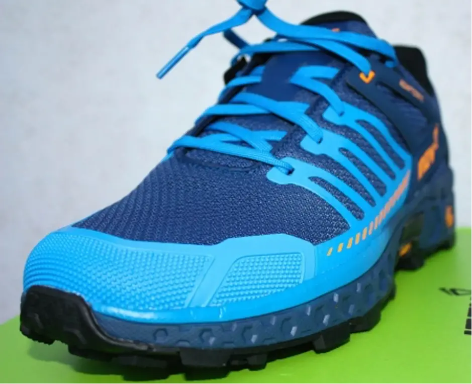 Laufschuh INOV-8 Roclite Ultra G 320