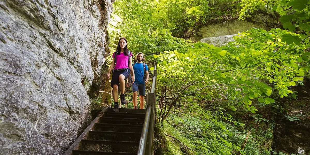 2_Traufgang Zollernburg-Panorama_ Albstadt Tourismus_Sebastian Stiphout