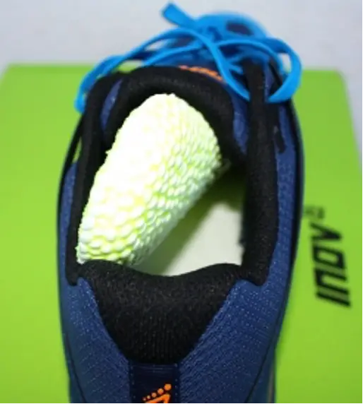 Laufschuh INOV-8 Roclite Ultra G 320