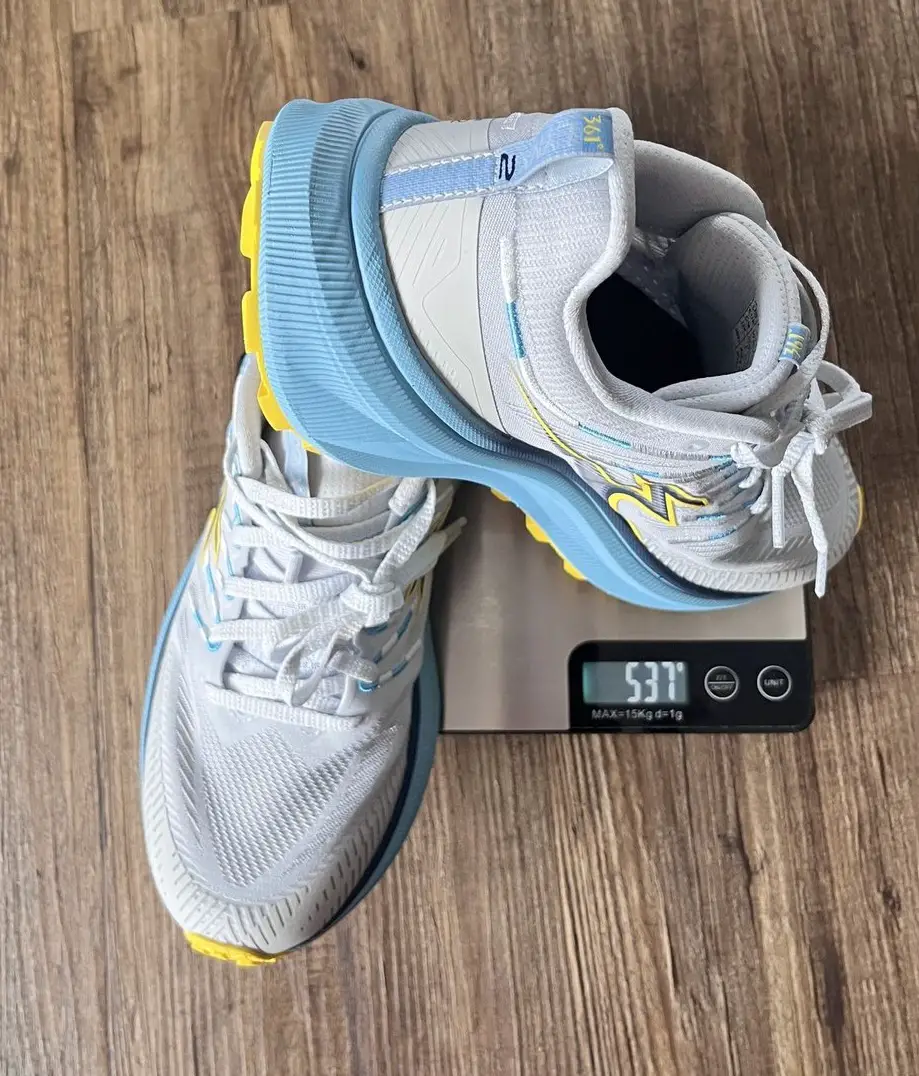 Der kompetente OUTSIDEstories-Test: Der Lynx 2. Trailrunningschuh für Damen