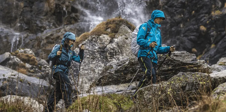 Karpos Hardshell, Hybridjacke im Zwiebelprinzip