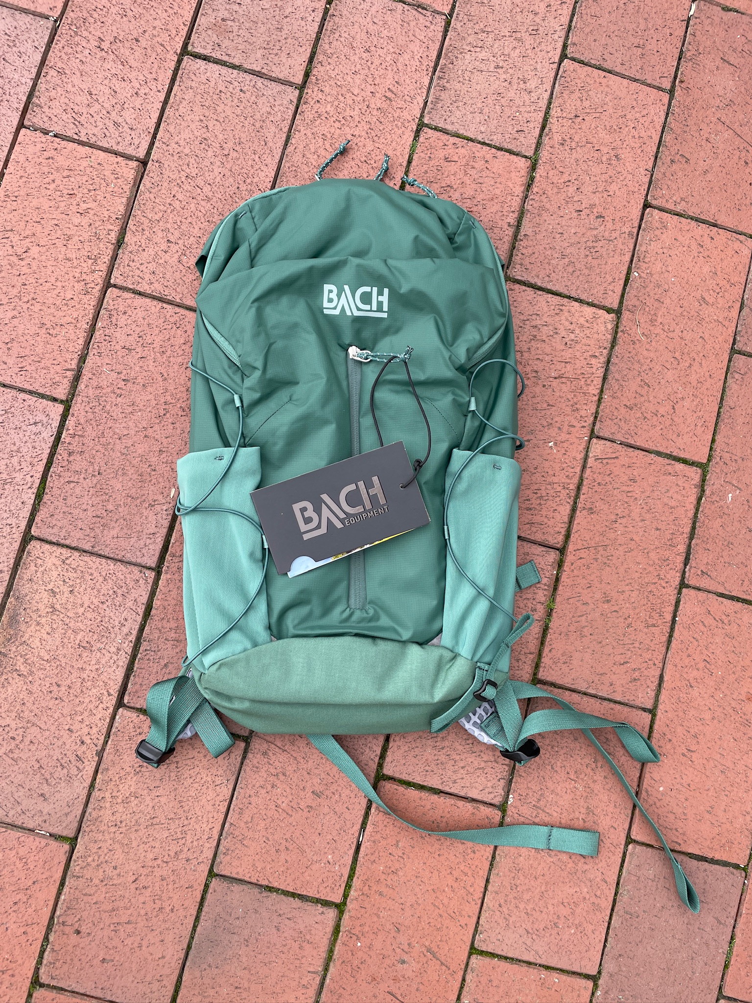 https://www.bach-equipment.com/
