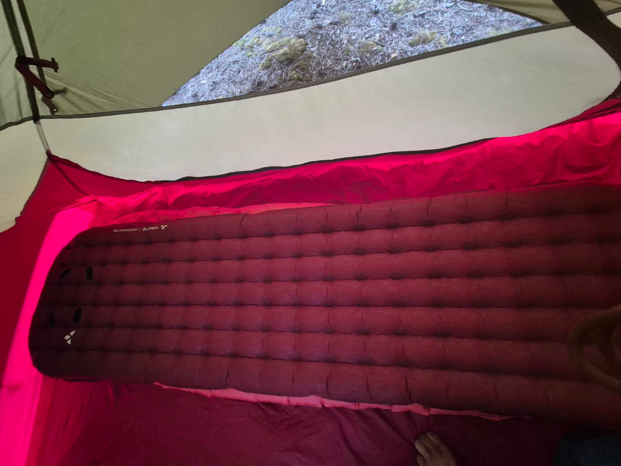 Der kompetente OUTSIDEstories-Test: VAUDE Performance M - UL Isomatte
