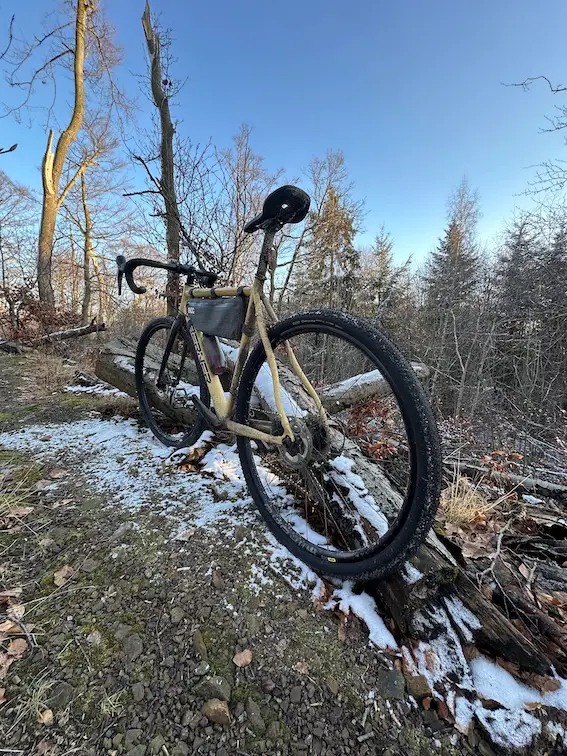 OUTSIDEstories Test: PIRELLI Cinturato Gravel H