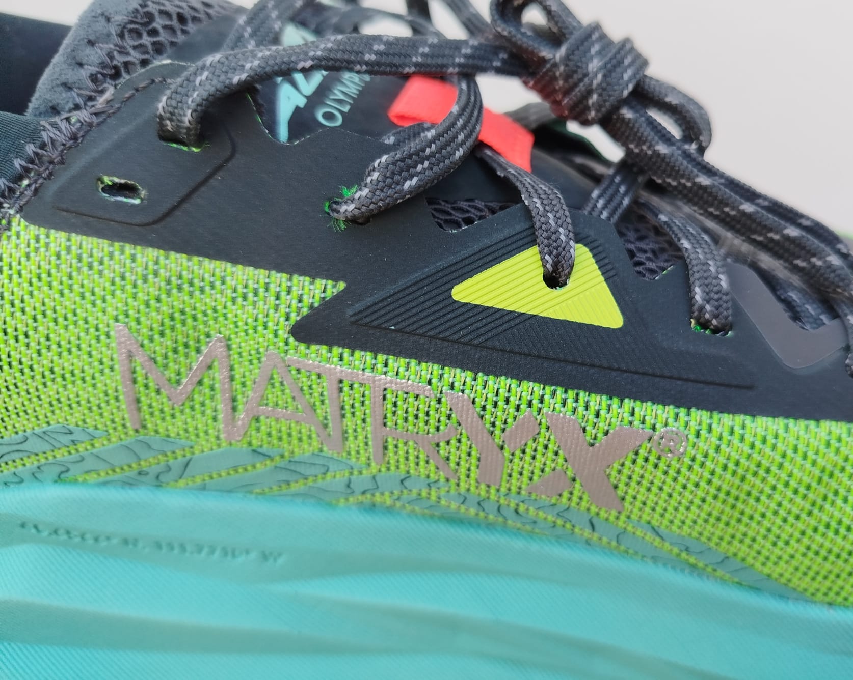 Altra Olympus 275 32
