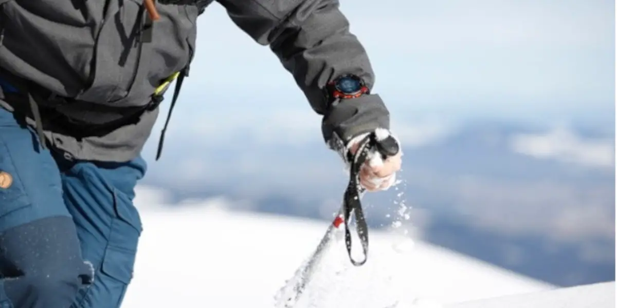 Die Casio WSD-F30 Pro Trek Smartwatch lässt dich nicht im Stich. 