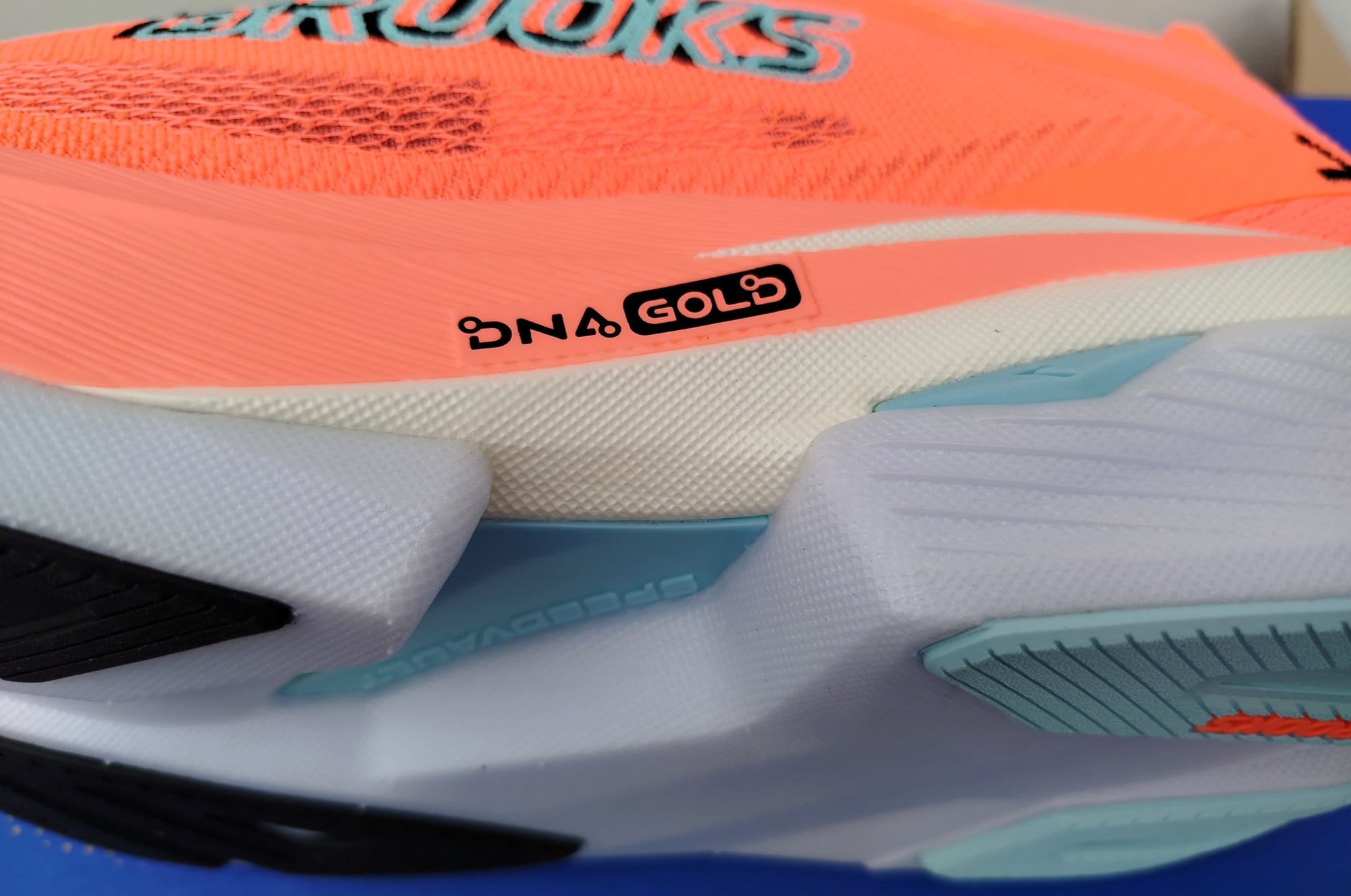 Brooks Hyperion Max 3 m38
