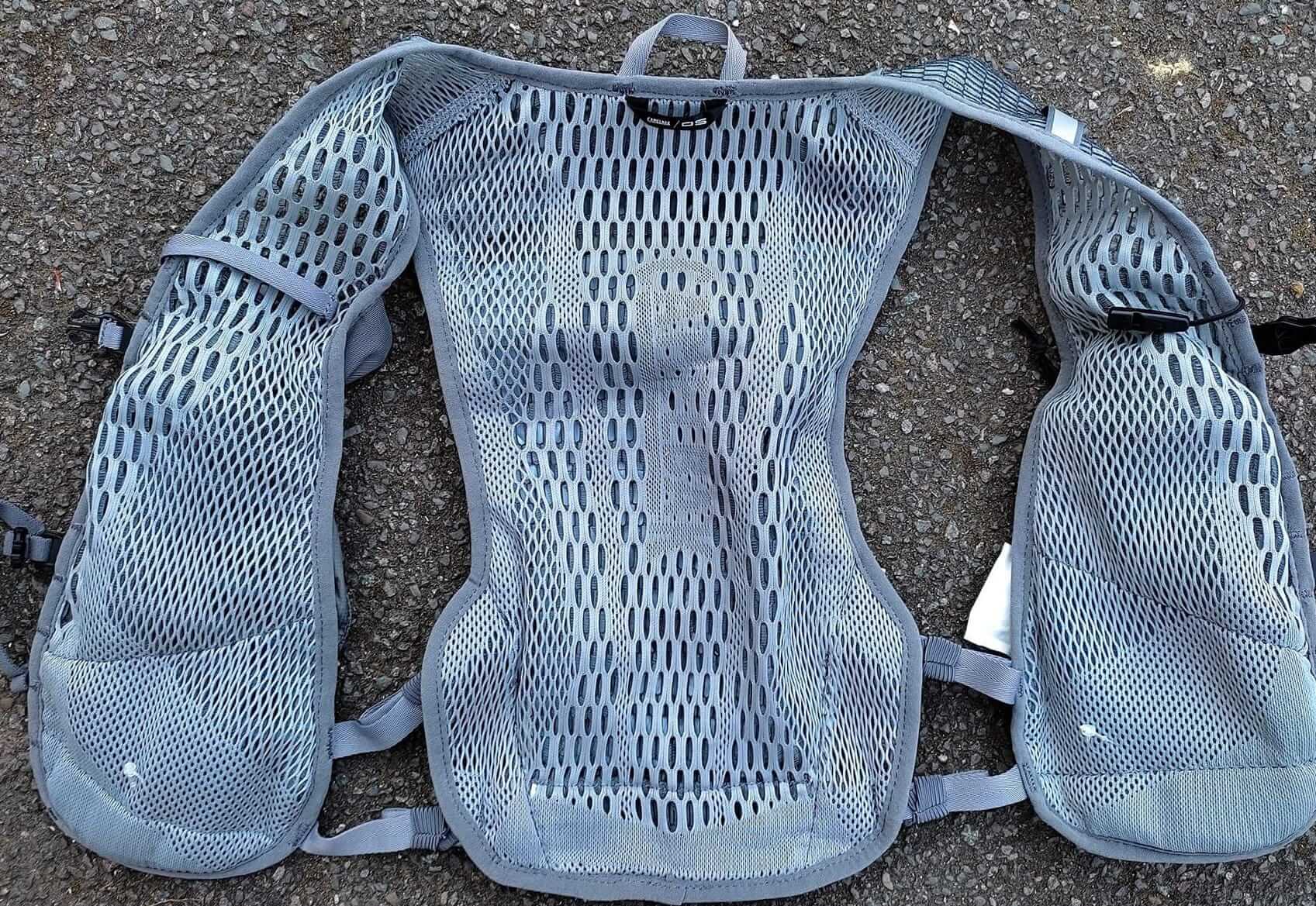 camelbak_zephyr_vest_26