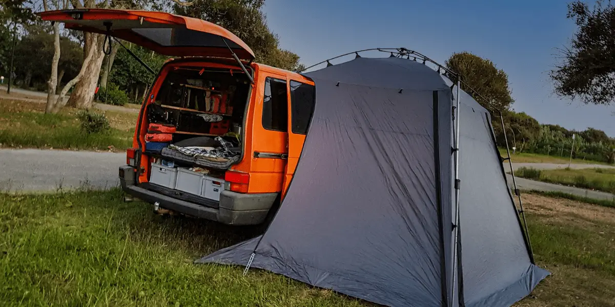 OUTSIDEstories Unterwegs-Tipp: Portugal offroad, Vorzelt für VW-Bus T4