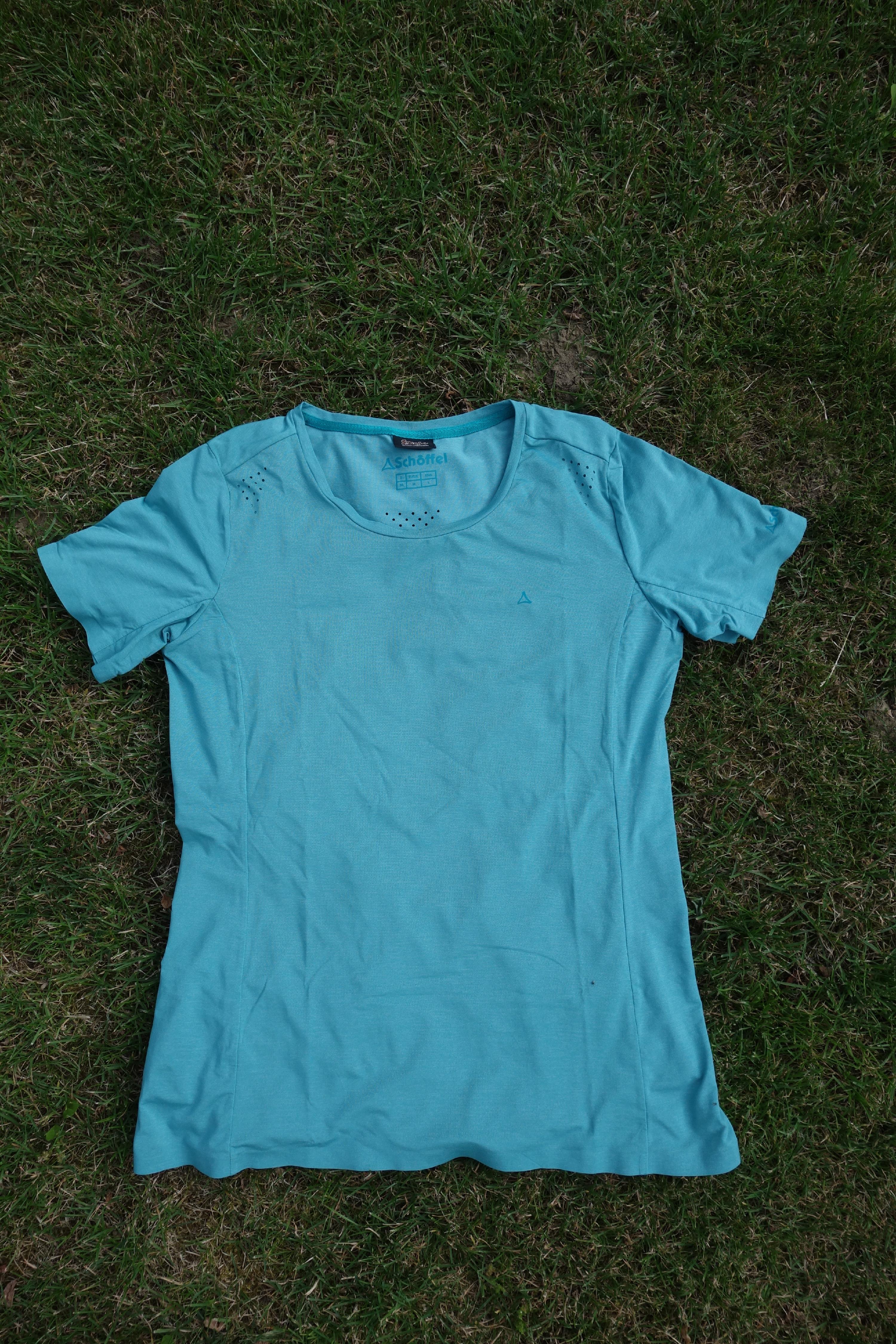 Das T-Shirt von vorne