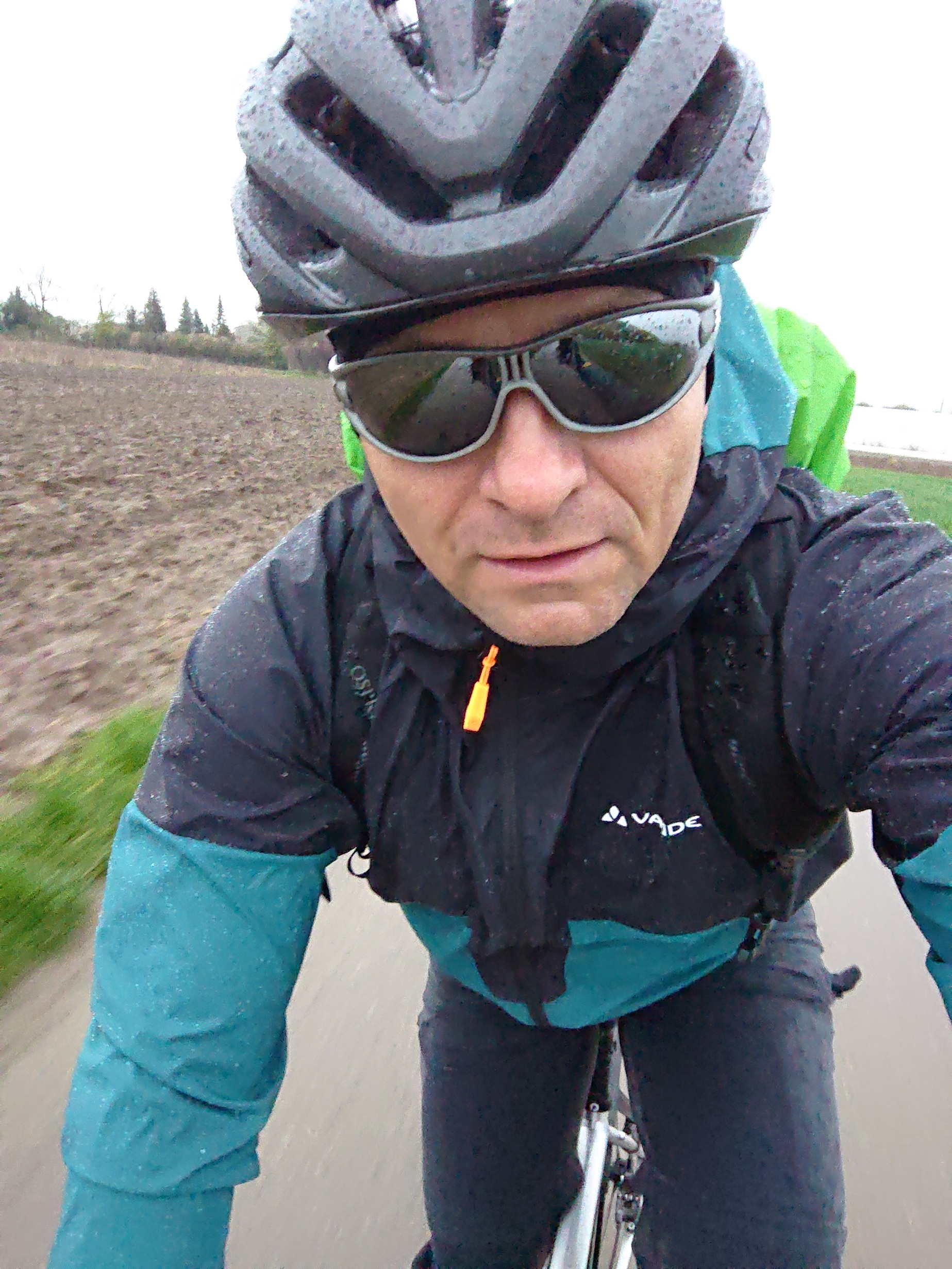 Jacke beim Radfahren