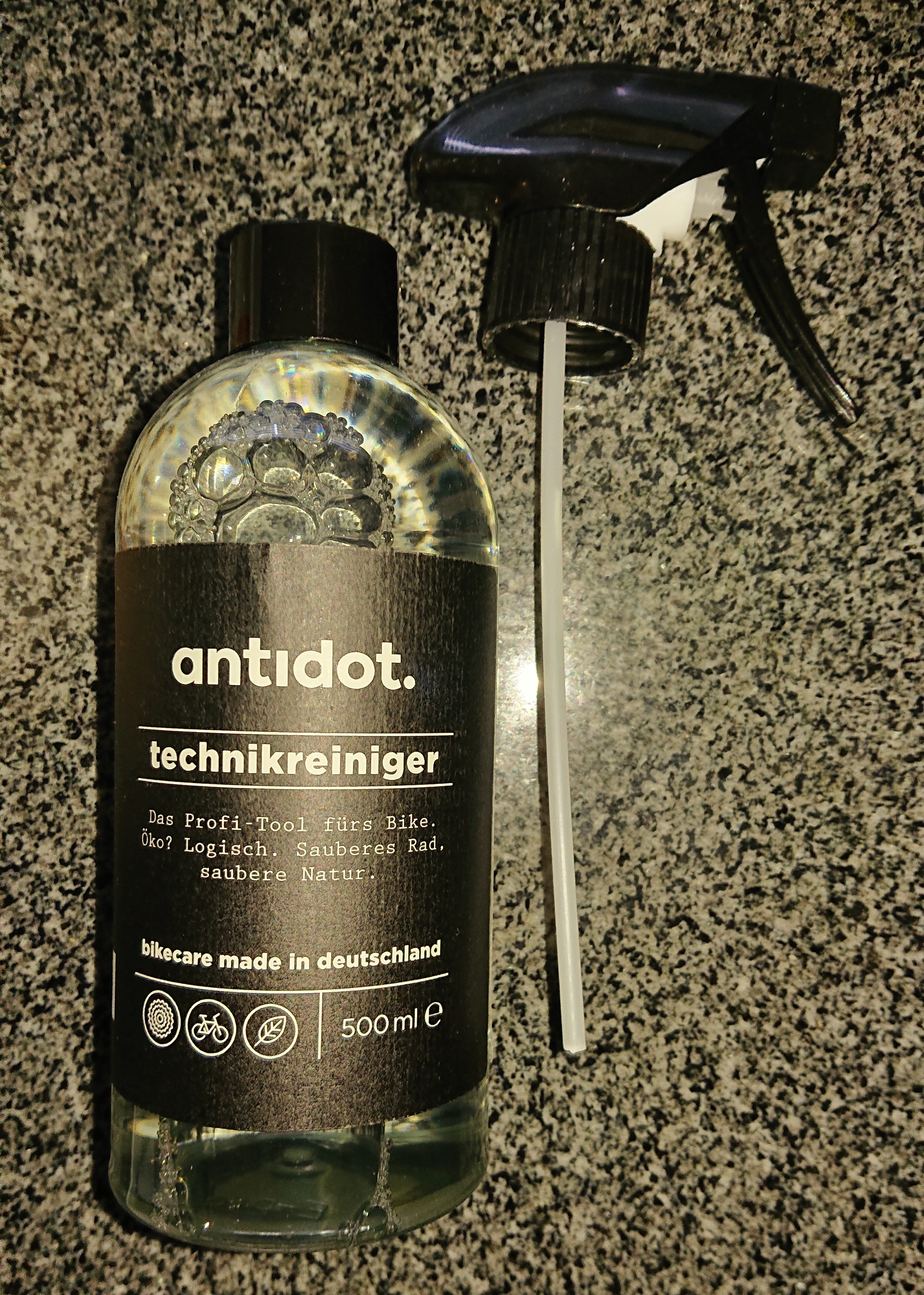 Reiniger und Pumpeinheit